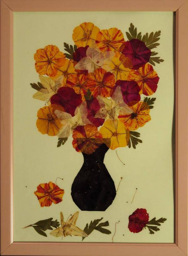 „Tablou flori presate - amestec” de Sabina Caldaras
